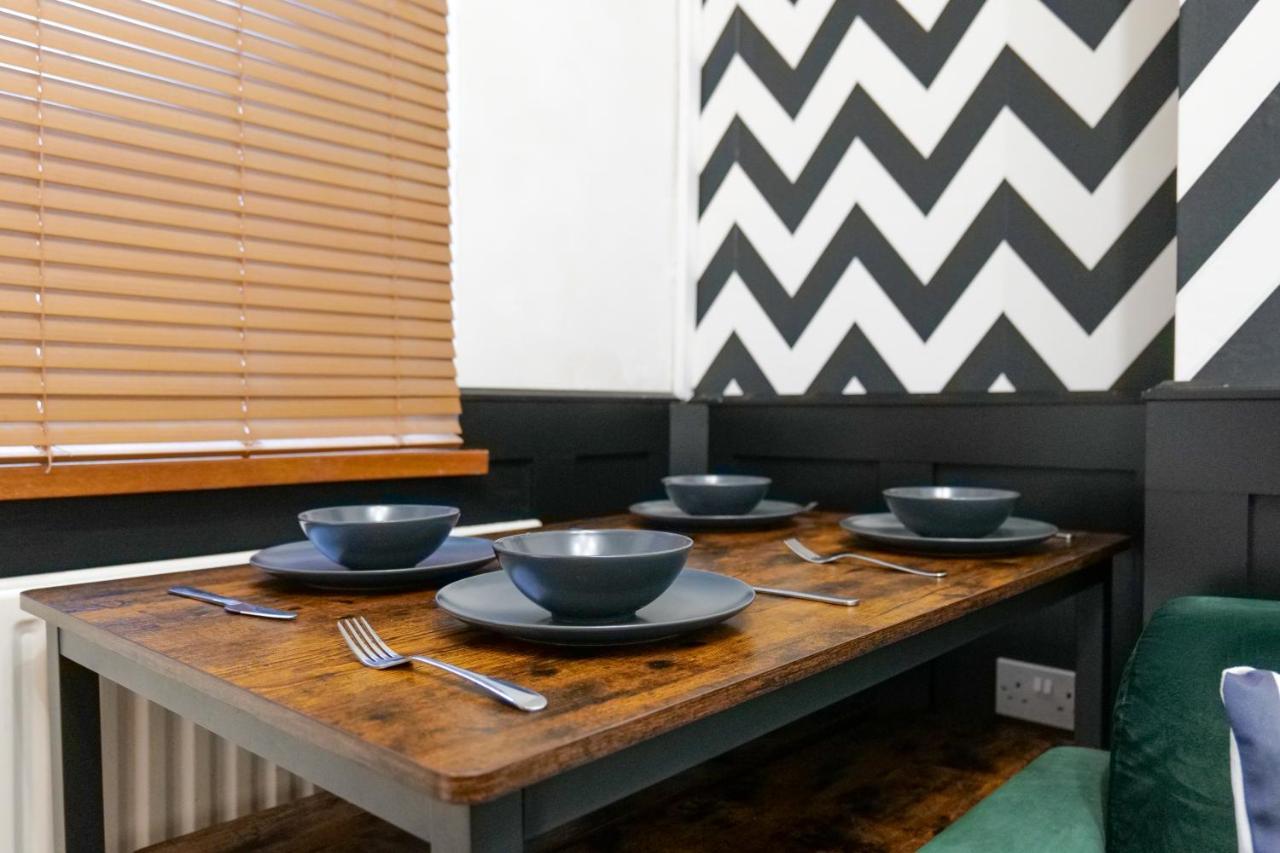 Broadway Belfast! Central Location! Sleeps 6! Zewnętrze zdjęcie