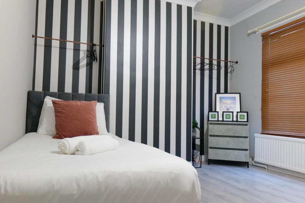 Broadway Belfast! Central Location! Sleeps 6! Zewnętrze zdjęcie